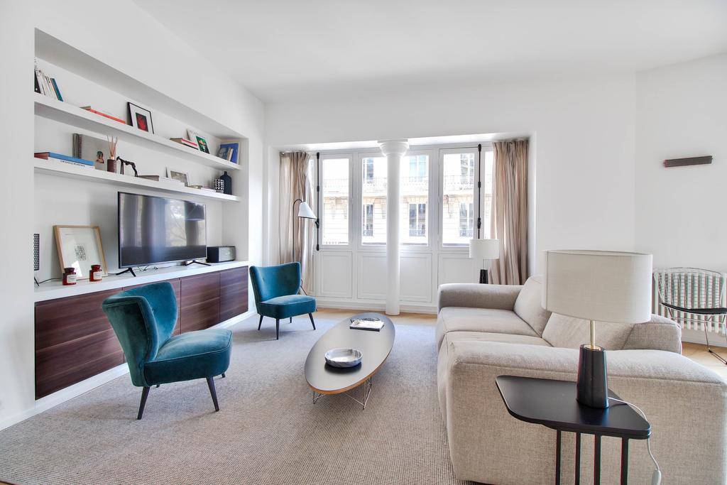 Rue Du Louvre - Luxury * Parigi